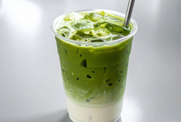 Tren Minuman Matcha Apakah Sehat? Kupas Tuntas Manfaat dan Kontroversinya