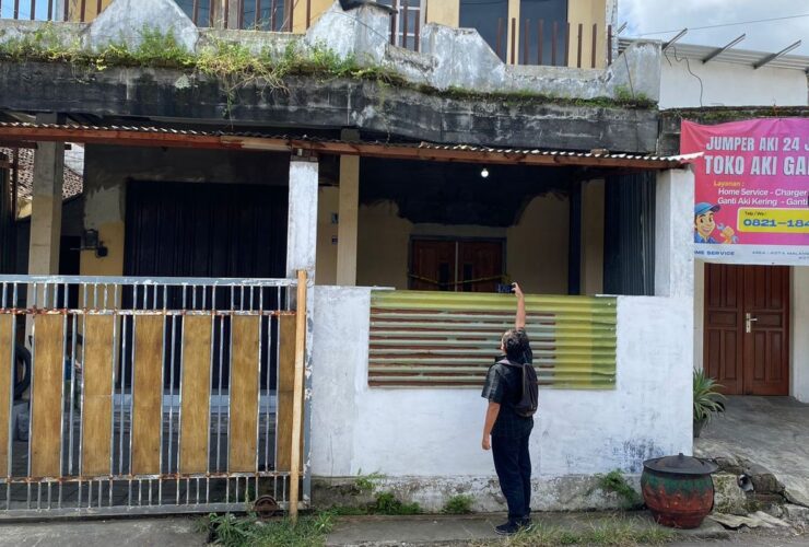 Perempuan Tewas Dibacok di Kos Malang, Pelaku Diamankan Warga dan Polisi