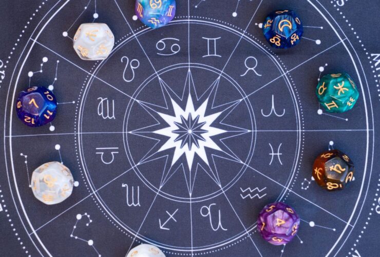 Rajin Membaca Zodiak, Benarkah Ramalan Itu Akurat dengan Kehidupan Kita?
