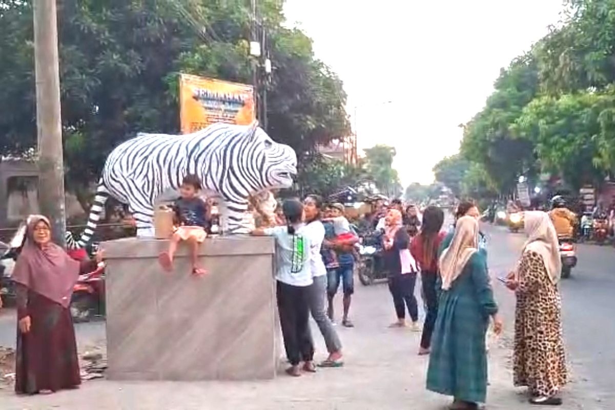 Kontroversi Patung 'Macane Dadi' Berbuah Manis, Geliat Wisata dan Ekonomi Warga Kediri Melesat