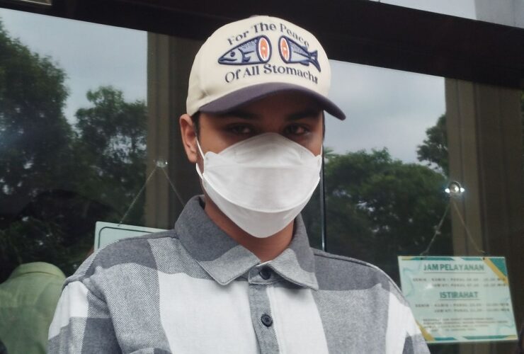 Sidang Mediasi Gugatan Anak Kandung Mandek, Denada Absen dengan Alasan Pekerjaan