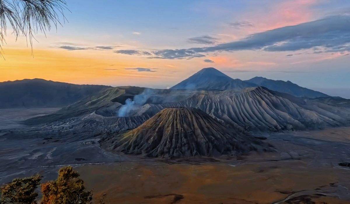 Bromo Tersayang: Destinasi Favorit Nataru 2026 Didominasi Wisatawan Lokal