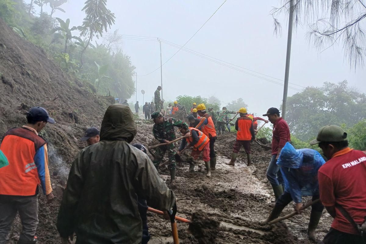 Akses Malang-Bromo Lumpuh Total Akibat Longsor, Wisatawan Dialihkan via Pasuruan