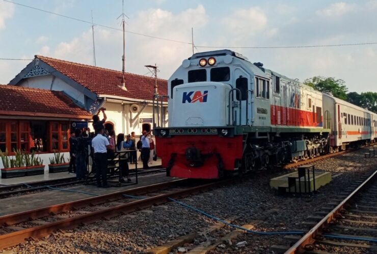 KA Dhoho Resmi Beroperasi sebagai "Loop Line": Rangkul Surabaya, Blitar, dan Malang