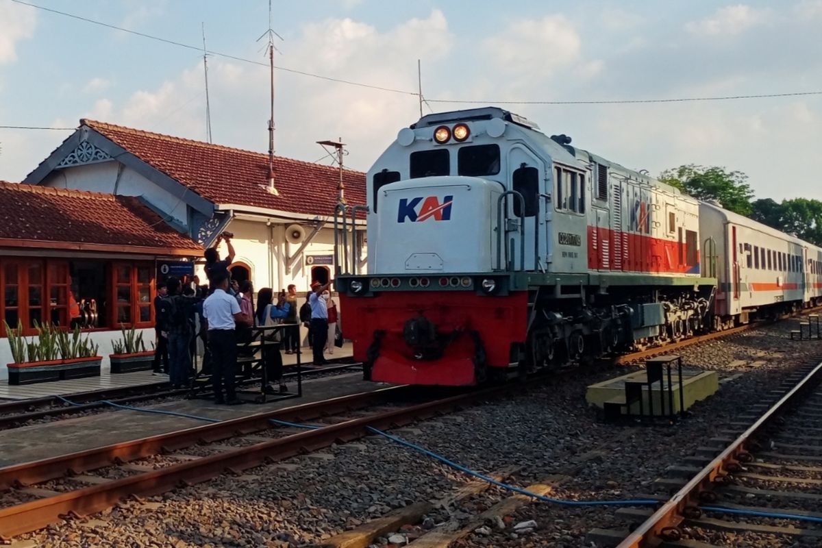 KA Dhoho Resmi Beroperasi sebagai "Loop Line": Rangkul Surabaya, Blitar, dan Malang