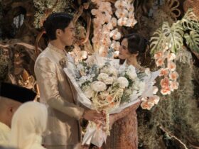 El Rumi dan Syifa Hadju Resmi Bertunangan, Rayakan Cinta di Hadapan Keluarga