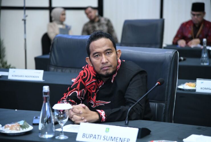 Tumpahan Puluhan Ton CPO di Perairan Sumenep, Bupati Peringatkan Bahaya Serius
