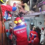 Lantai Dua Rumah di Surabaya Ambruk, Satu Luka dan Dua Terjebak Berhasil Dievakuasi