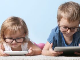 Kapan Waktu yang Tepat untuk Anak Bermain Gadget? Panduan Orang Tua Modern