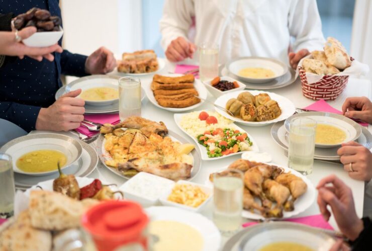 Makanan Buka Puasa: Dari Tradisi, Kesehatan, Hingga Inspirasi Menu Harian