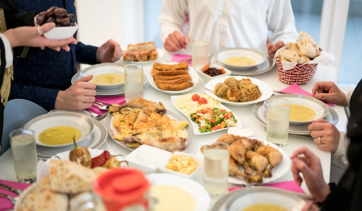 Makanan Buka Puasa: Dari Tradisi, Kesehatan, Hingga Inspirasi Menu Harian