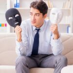 Tanda Orang Narsistik: Pahami Ciri-Cirinya Agar Tak Terjerat Hubungan Toksik