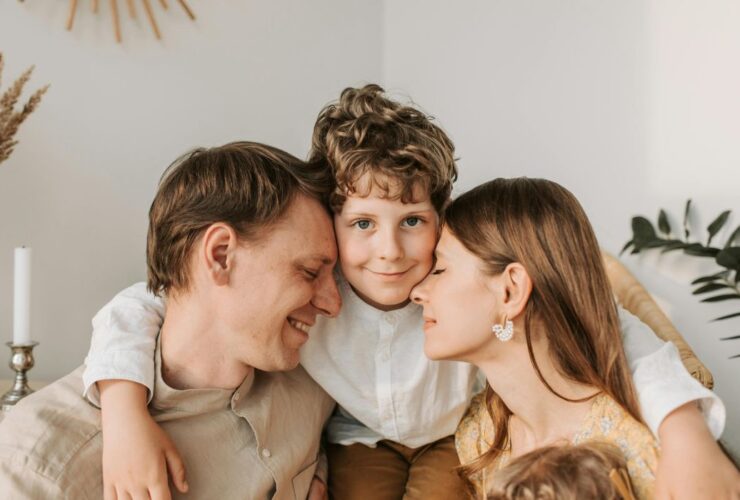 Mengenali Tipe Orang Tua yang Tidak Dewasa Secara Emosional dan Dampaknya pada Anak