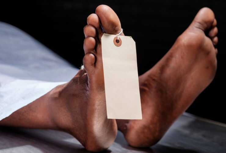 Diduga Dikeroyok Lebih dari 5 Orang, Pria Tewas Bersimbah Darah di Surabaya