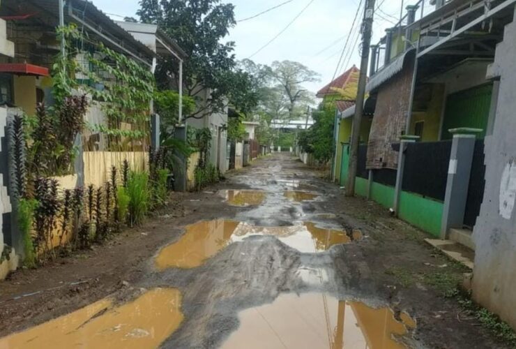 Banjir Kiriman Rendam 893 Rumah di Pasuruan, Jalan Rusak dan Lumpur Jadi Ancaman Baru
