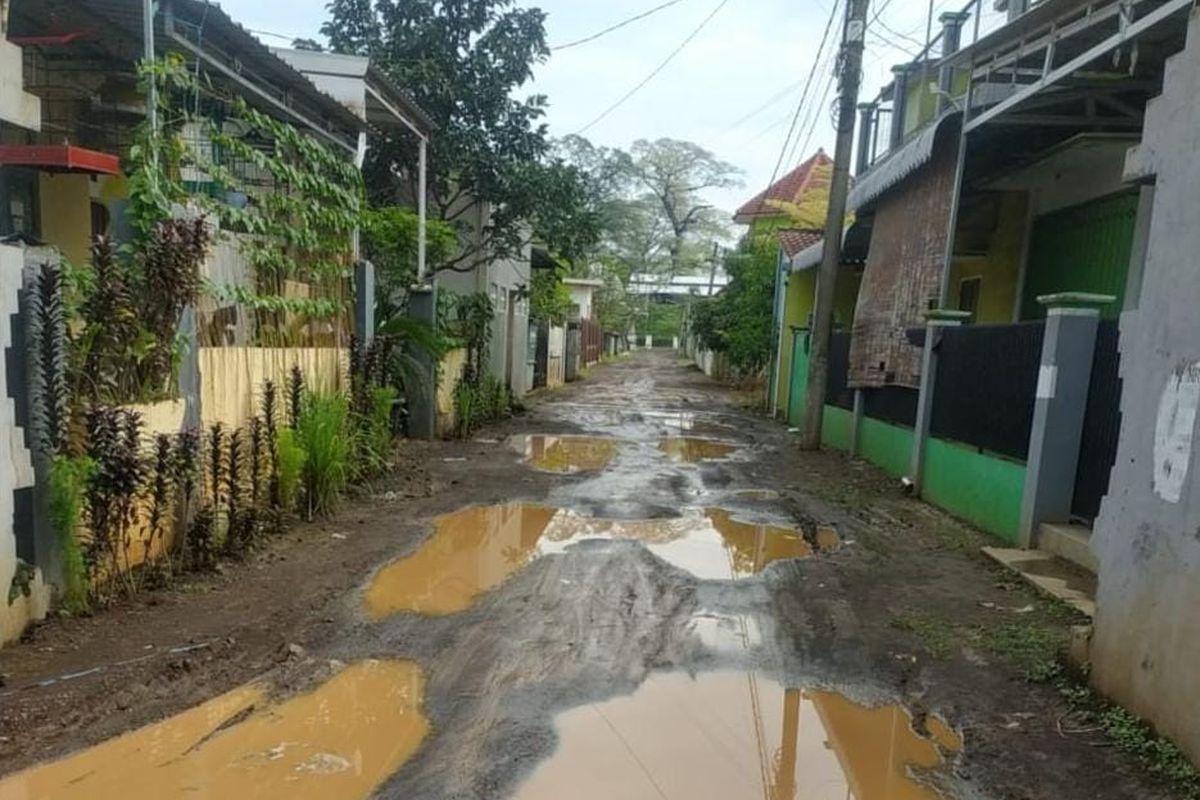 Banjir Kiriman Rendam 893 Rumah di Pasuruan, Jalan Rusak dan Lumpur Jadi Ancaman Baru