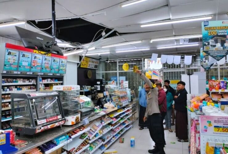 Indomaret di Tulungagung Dibobol Maling via Atap, Kerugian Capai Rp3,4 Juta