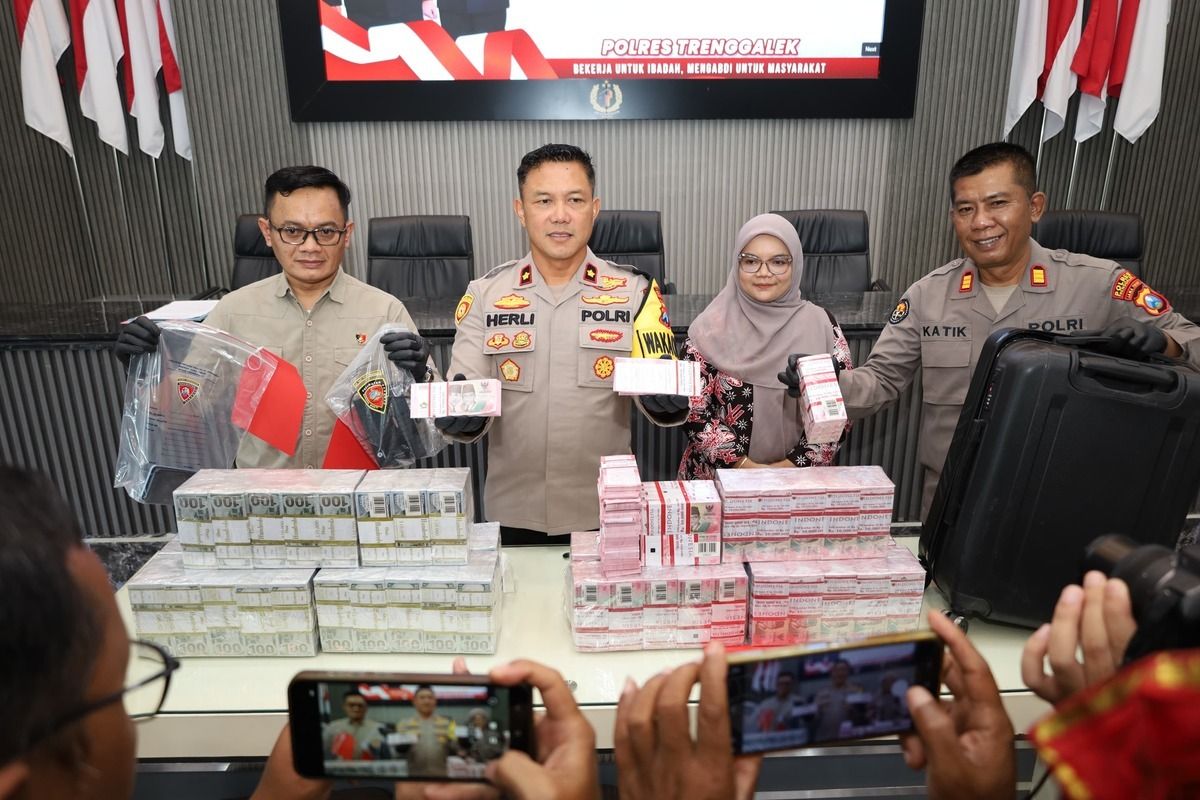 Kena Tipu Janji Modal Rp 5 Miliar, Ibu Rumah Tangga Trenggalek Raib Rp 160 Juta