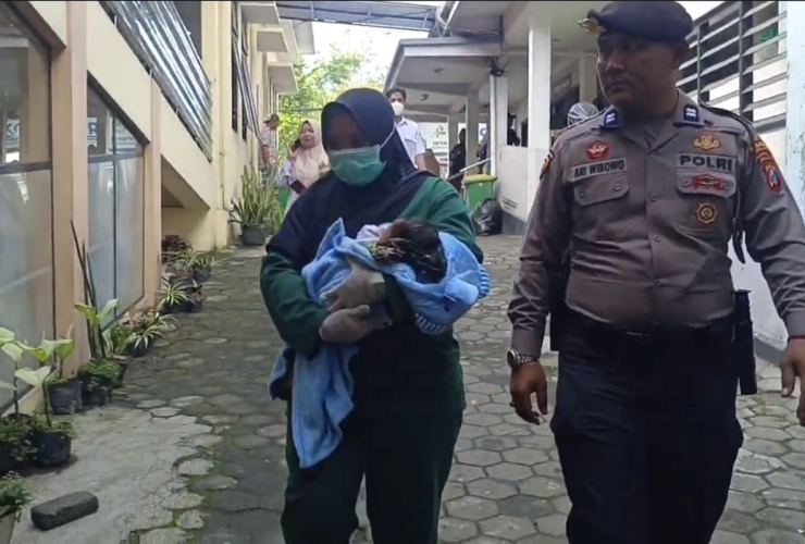 Himpitan Ekonomi Jadi Motif Pasangan Muda di Lumajang Tinggalkan Bayi