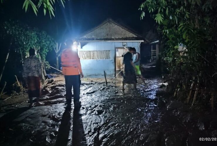 Staf Kecamatan Panti Hilang Diterjang Banjir Bandang Jember saat Selamatkan Dokumen