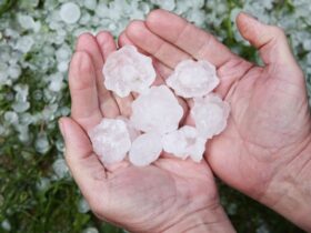 BMKG Juanda Keluarkan Peringatan Dini Cuaca Ekstrem: Waspada Puting Beliung hingga Hujan Es