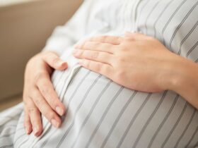 Bolehkah Ibu Hamil Puasa? Simak Panduan Lengkap dan Aman