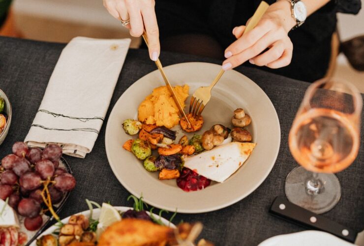 Sudah Makan Tapi Masih Lapar? Ini 10 Penyebab Utama yang Jarang Disadari