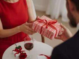 Rekomendasi Kado Valentine: Dari yang Personal Hingga Tak Terlupakan