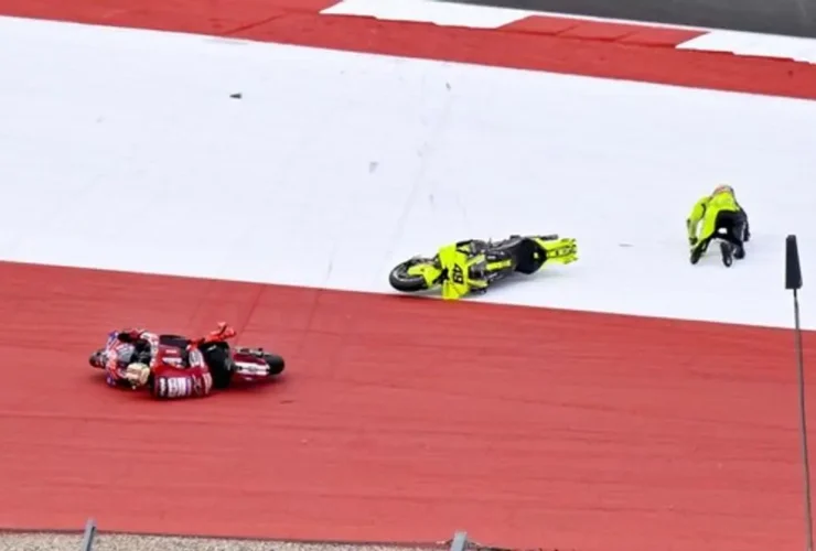 Marc Marquez Minta Maaf ke Diggia: Drama Tikungan 12 COTA yang Berujung Penalti